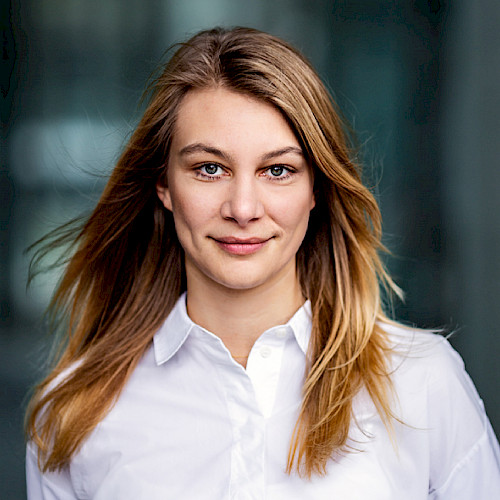 Madeleine Bublies, Chief Digital Officer bei MHS Digital, auf der [stei tu:nd] Medienkonferenz